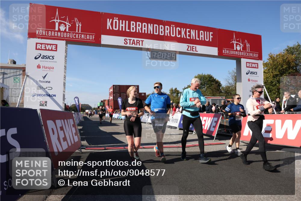 03.10.2025 - Köhlbrandbrückenlauf Lena Gebhardt http://msf.ph/oto/9048577 03.10.2025 13:20:29 Ziel 4269, 4385, 4570, 4571, 4591, 4672, 4739, 4790, 4859, 5082, 5144, 5160, 5208, 5543, 5631, 5790, 6035 meine-sportfotos.de
