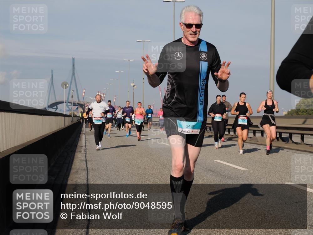 03.10.2025 - Köhlbrandbrückenlauf Fabian Wolf http://msf.ph/oto/9048595 03.10.2025 10:00:36 Position 3 3468 meine-sportfotos.de