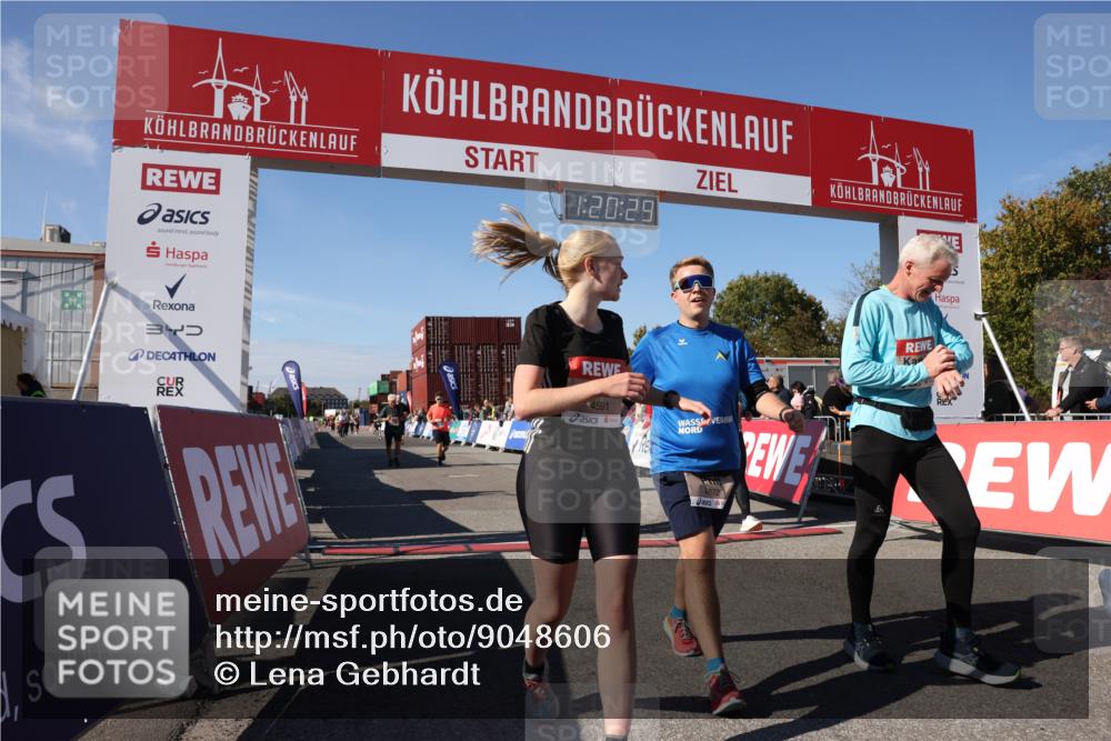 03.10.2025 - Köhlbrandbrückenlauf Lena Gebhardt http://msf.ph/oto/9048606 03.10.2025 13:20:30 Ziel 4269, 4385, 4570, 4571, 4591, 4672, 4739, 4790, 4859, 5082, 5144, 5208, 5543, 5631, 5790 meine-sportfotos.de