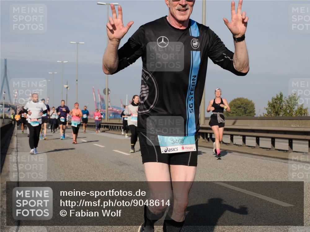 03.10.2025 - Köhlbrandbrückenlauf Fabian Wolf http://msf.ph/oto/9048614 03.10.2025 10:00:37 Position 3 3468 meine-sportfotos.de