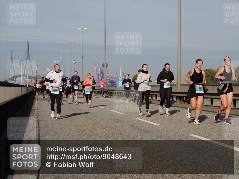 03.10.2025 - Köhlbrandbrückenlauf Fabian Wolf http://msf.ph/oto/9048643 03.10.2025 10:00:38 Position 3 2349 meine-sportfotos.de