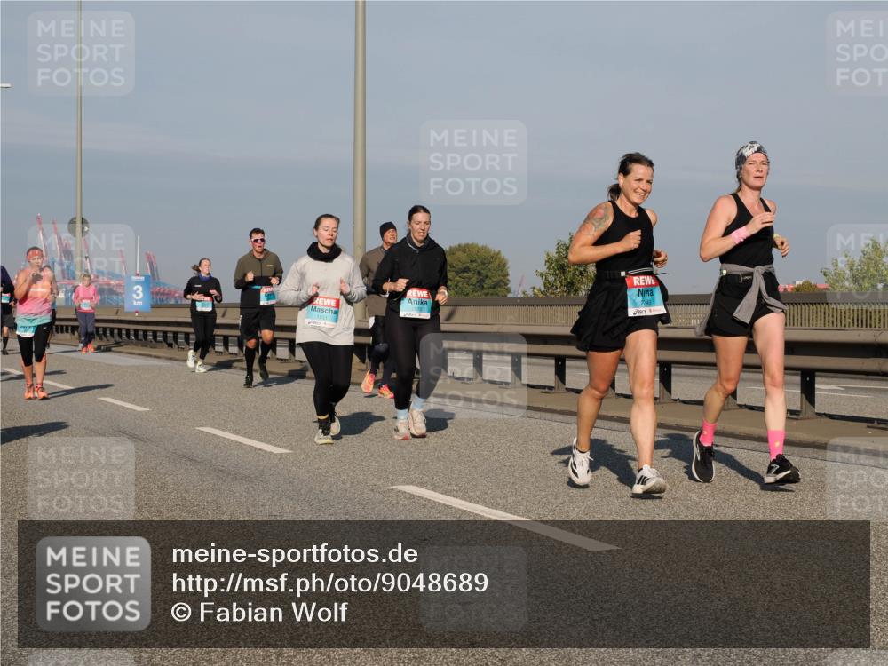 03.10.2025 - Köhlbrandbrückenlauf Fabian Wolf http://msf.ph/oto/9048689 03.10.2025 10:00:39 Position 3 2349, 2670 meine-sportfotos.de