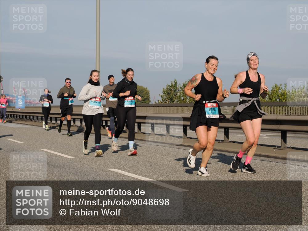 03.10.2025 - Köhlbrandbrückenlauf Fabian Wolf http://msf.ph/oto/9048698 03.10.2025 10:00:39 Position 3 2670, 1831, 2349 meine-sportfotos.de