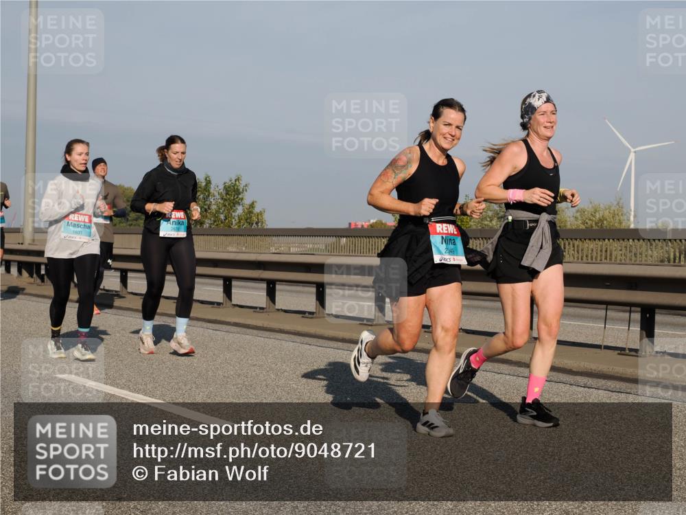 03.10.2025 - Köhlbrandbrückenlauf Fabian Wolf http://msf.ph/oto/9048721 03.10.2025 10:00:40 Position 3 1831, 2670, 2349 meine-sportfotos.de
