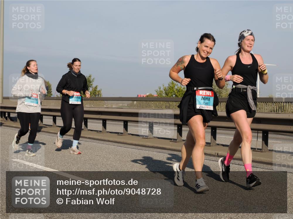 03.10.2025 - Köhlbrandbrückenlauf Fabian Wolf http://msf.ph/oto/9048728 03.10.2025 10:00:40 Position 3 1831, 2670, 2349 meine-sportfotos.de