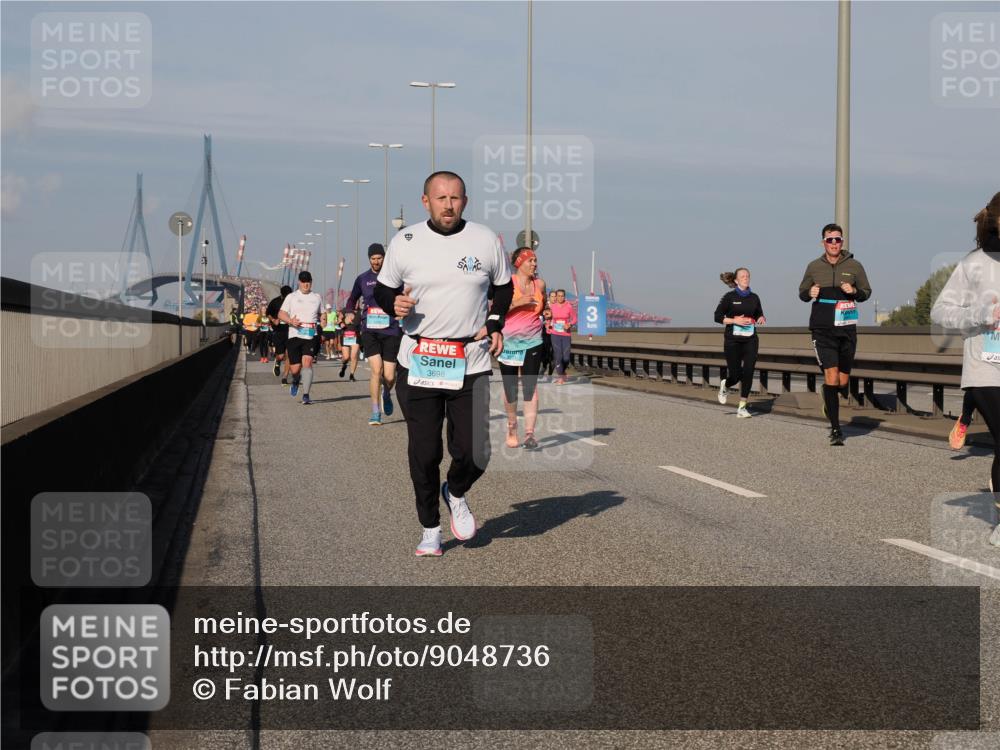 03.10.2025 - Köhlbrandbrückenlauf Fabian Wolf http://msf.ph/oto/9048736 03.10.2025 10:00:41 Position 3 3698, 3 meine-sportfotos.de