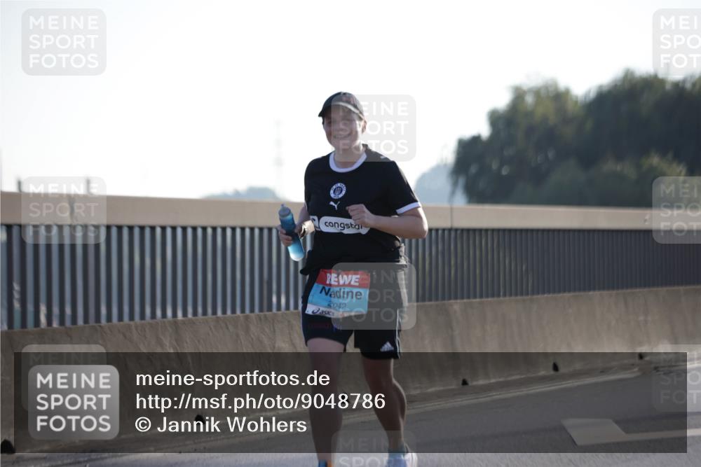 03.10.2025 - Köhlbrandbrückenlauf Jannik Wohlers http://msf.ph/oto/9048786 03.10.2025 09:30:31 Position 3 2042 meine-sportfotos.de