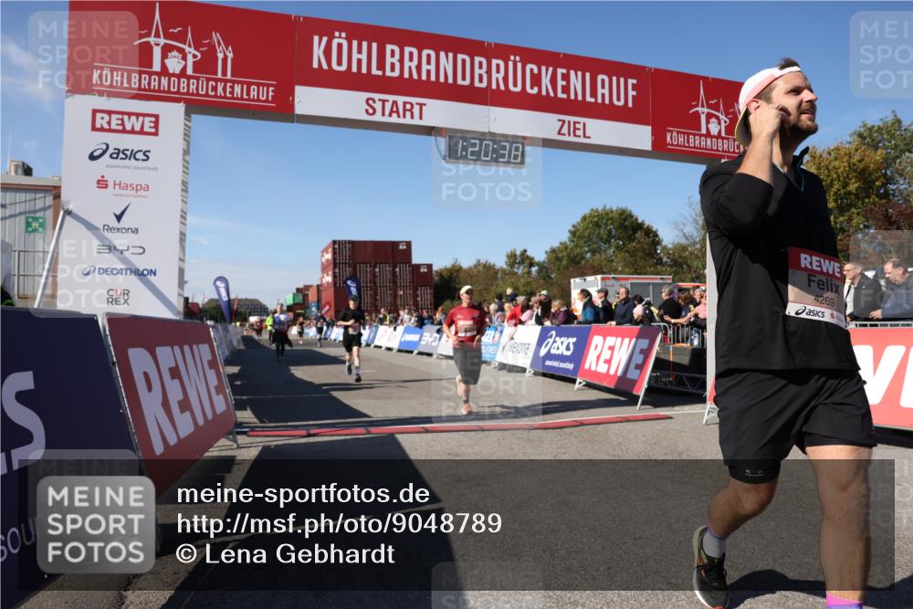 03.10.2025 - Köhlbrandbrückenlauf Lena Gebhardt http://msf.ph/oto/9048789 03.10.2025 13:20:38 Ziel 4269, 4476, 4646, 4790, 4859, 5543, 5631, 5918, 5920, 6777, 6807 meine-sportfotos.de