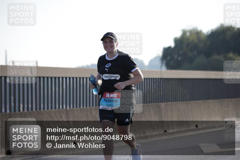 03.10.2025 - Köhlbrandbrückenlauf Jannik Wohlers http://msf.ph/oto/9048798 03.10.2025 09:30:32 Position 3 2042 meine-sportfotos.de