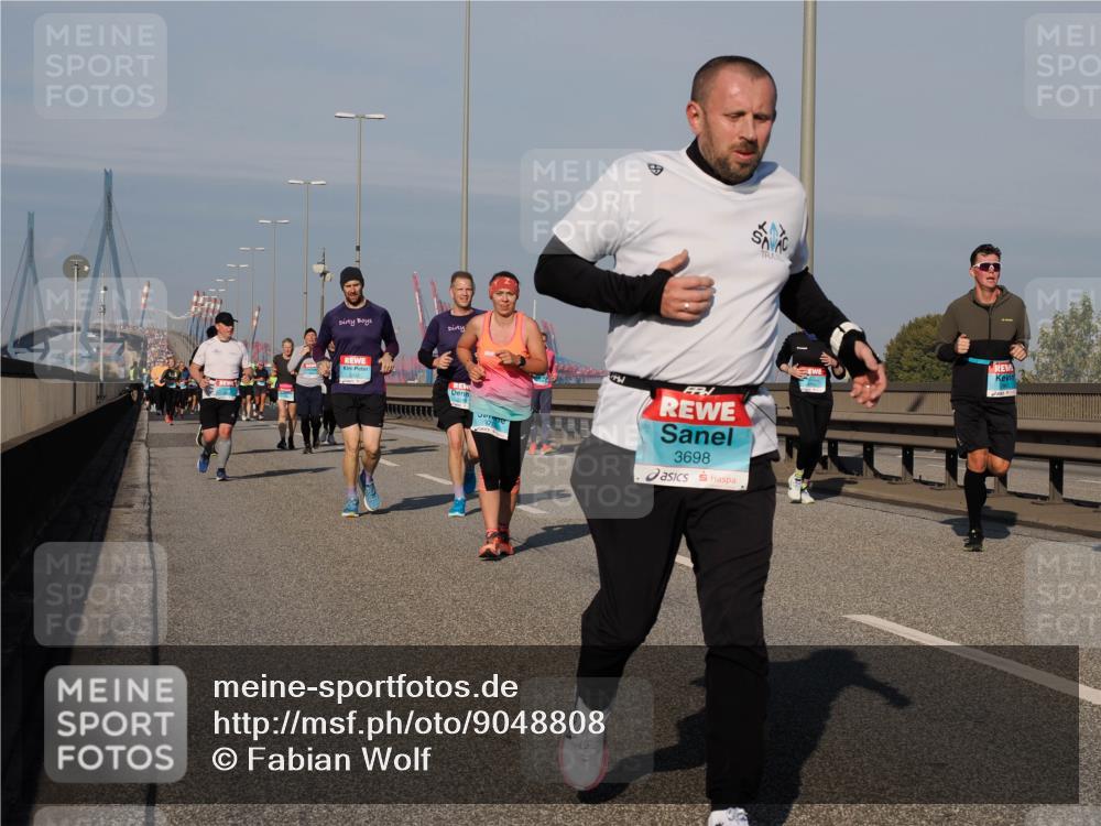 03.10.2025 - Köhlbrandbrückenlauf Fabian Wolf http://msf.ph/oto/9048808 03.10.2025 10:00:42 Position 3 3698 meine-sportfotos.de