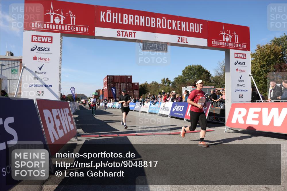 03.10.2025 - Köhlbrandbrückenlauf Lena Gebhardt http://msf.ph/oto/9048817 03.10.2025 13:20:39 Ziel 4269, 4476, 4646, 4790, 4859, 5488, 5543, 5631, 5918, 5920, 6777, 6807 meine-sportfotos.de
