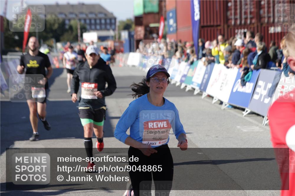 03.10.2025 - Köhlbrandbrückenlauf Jannik Wohlers http://msf.ph/oto/9048865 03.10.2025 13:07:31 Ziel 4113, 4254, 4287, 4288, 4375, 4590, 4636, 4794, 4806, 5645, 5646, 5870, 5872, 6459 meine-sportfotos.de