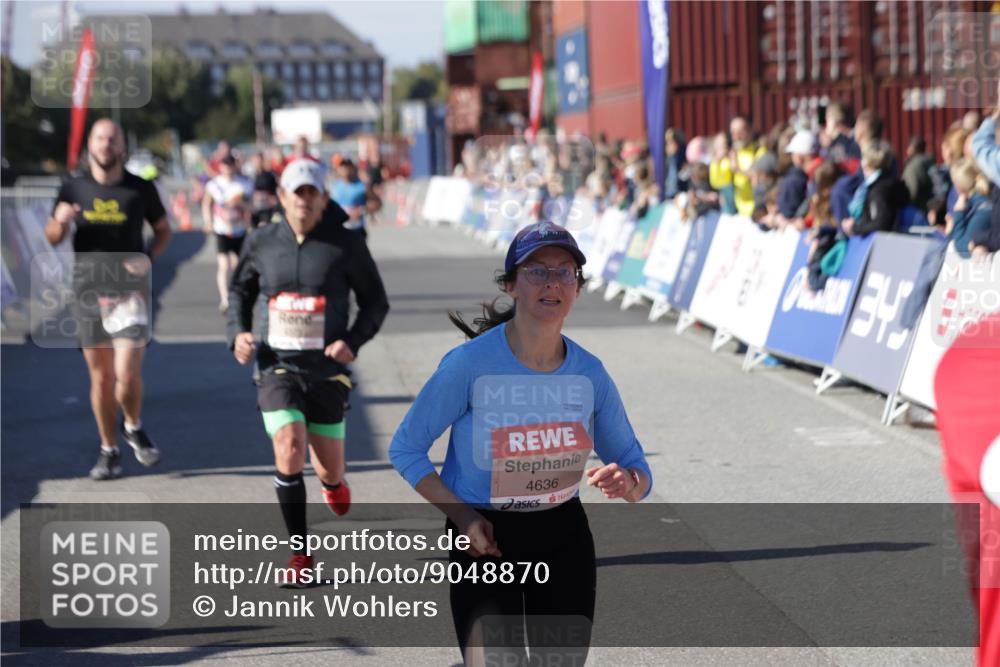 03.10.2025 - Köhlbrandbrückenlauf Jannik Wohlers http://msf.ph/oto/9048870 03.10.2025 13:07:31 Ziel 4113, 4254, 4287, 4288, 4375, 4590, 4636, 4794, 4806, 5645, 5646, 5870, 5872, 6459 meine-sportfotos.de