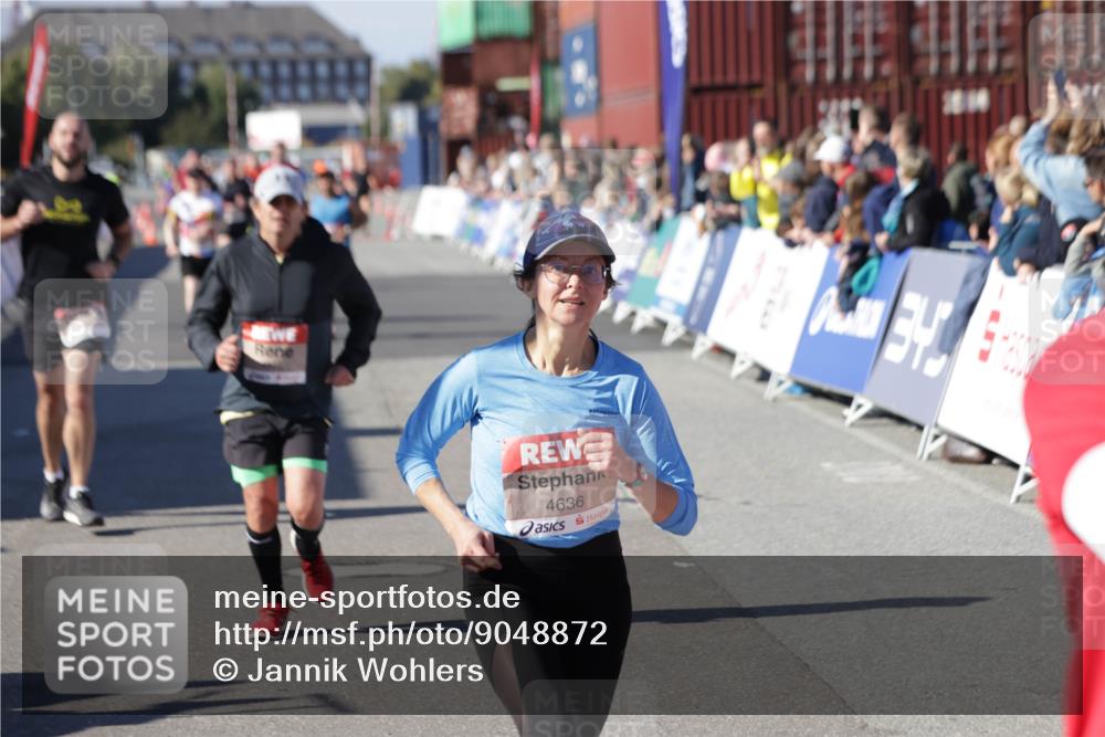 03.10.2025 - Köhlbrandbrückenlauf Jannik Wohlers http://msf.ph/oto/9048872 03.10.2025 13:07:31 Ziel 4113, 4254, 4287, 4288, 4375, 4590, 4636, 4794, 4806, 5645, 5646, 5870, 5872, 6459 meine-sportfotos.de