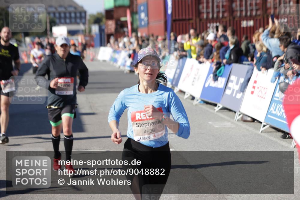 03.10.2025 - Köhlbrandbrückenlauf Jannik Wohlers http://msf.ph/oto/9048882 03.10.2025 13:07:31 Ziel 4113, 4254, 4287, 4288, 4375, 4590, 4636, 4794, 4806, 5645, 5646, 5870, 5872, 6459 meine-sportfotos.de