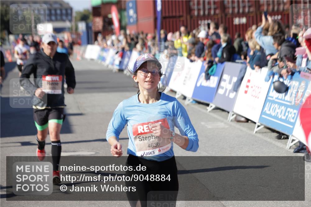 03.10.2025 - Köhlbrandbrückenlauf Jannik Wohlers http://msf.ph/oto/9048884 03.10.2025 13:07:31 Ziel 4113, 4254, 4287, 4288, 4375, 4590, 4636, 4794, 4806, 5645, 5646, 5870, 5872, 6459 meine-sportfotos.de