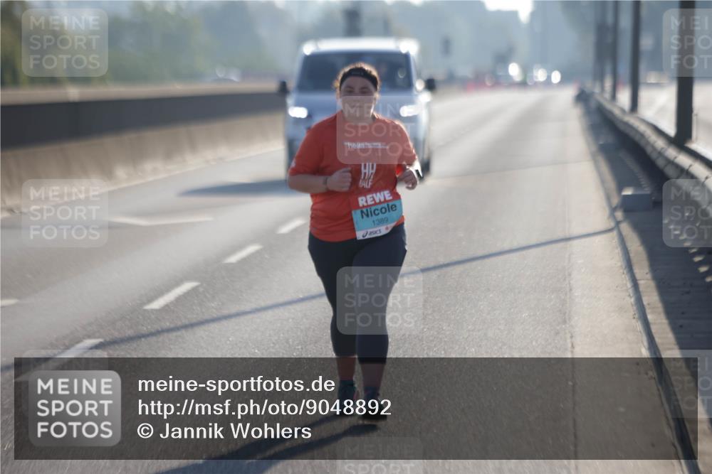 03.10.2025 - Köhlbrandbrückenlauf Jannik Wohlers http://msf.ph/oto/9048892 03.10.2025 09:30:52 Position 3 1389 meine-sportfotos.de