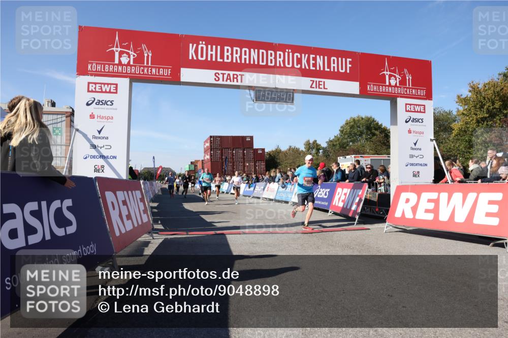 03.10.2025 - Köhlbrandbrückenlauf Lena Gebhardt http://msf.ph/oto/9048898 03.10.2025 13:04:41 Ziel 4022, 4055, 4236, 4246, 4247, 4303, 4713, 4724, 4831, 5948, 5968, 6018, 6092, 6470 meine-sportfotos.de
