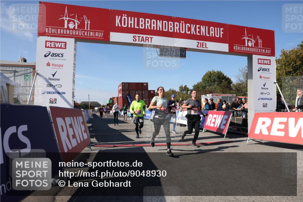 03.10.2025 - Köhlbrandbrückenlauf Lena Gebhardt http://msf.ph/oto/9048930 03.10.2025 13:20:45 Ziel 4476, 4646, 4709, 5480, 5488, 5774, 5918, 5920, 6703, 6777, 6807 meine-sportfotos.de
