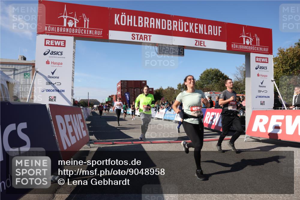 03.10.2025 - Köhlbrandbrückenlauf Lena Gebhardt http://msf.ph/oto/9048958 03.10.2025 13:20:45 Ziel 4476, 4646, 4709, 5480, 5488, 5774, 5918, 5920, 6703, 6777, 6807 meine-sportfotos.de
