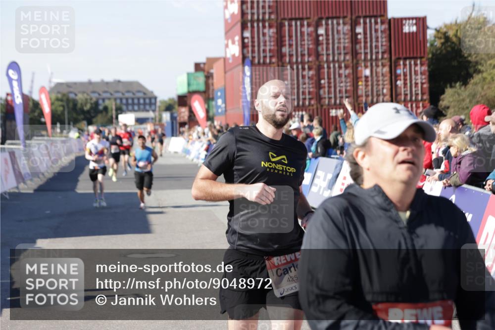 03.10.2025 - Köhlbrandbrückenlauf Jannik Wohlers http://msf.ph/oto/9048972 03.10.2025 13:07:34 Ziel 4113, 4165, 4254, 4263, 4287, 4288, 4375, 4636, 5870, 5872, 6744 meine-sportfotos.de