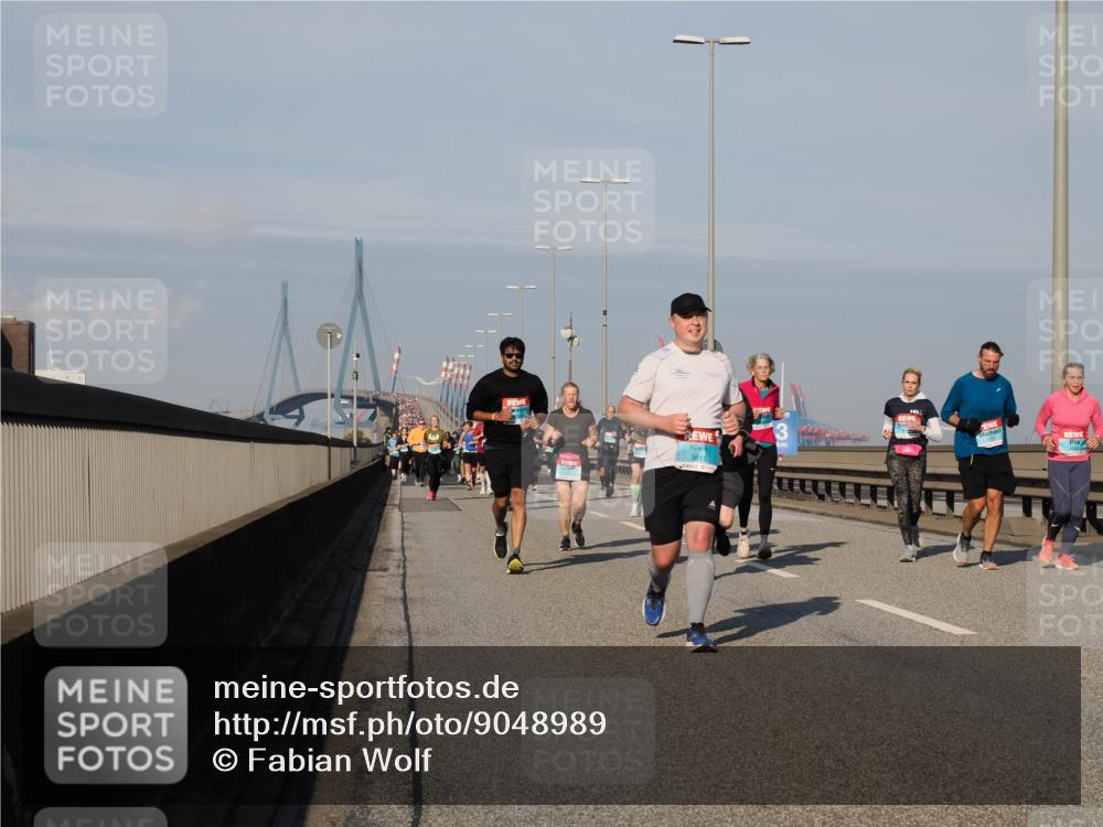 03.10.2025 - Köhlbrandbrückenlauf Fabian Wolf http://msf.ph/oto/9048989 03.10.2025 10:00:47 Position 3 3815 meine-sportfotos.de
