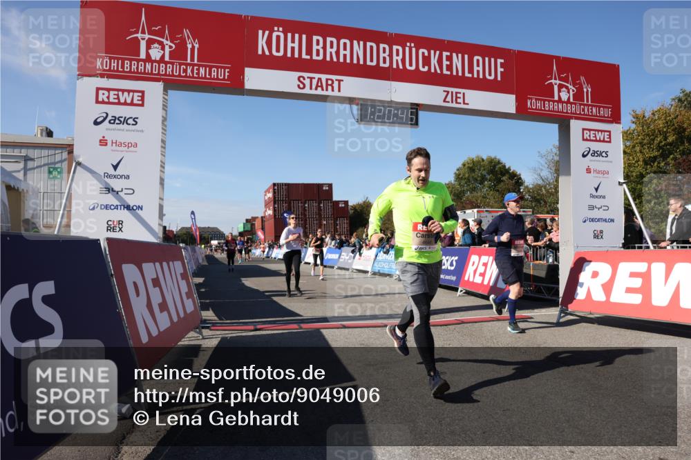 03.10.2025 - Köhlbrandbrückenlauf Lena Gebhardt http://msf.ph/oto/9049006 03.10.2025 13:20:46 Ziel 4476, 4646, 4709, 5480, 5488, 5774, 5918, 5920, 6703, 6777, 6807 meine-sportfotos.de
