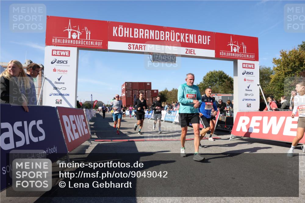 03.10.2025 - Köhlbrandbrückenlauf Lena Gebhardt http://msf.ph/oto/9049042 03.10.2025 13:04:45 Ziel 4022, 4061, 4236, 4246, 4247, 4303, 4449, 4713, 4724, 4831, 5849, 5948, 5968, 6268, 6470, 6716 meine-sportfotos.de