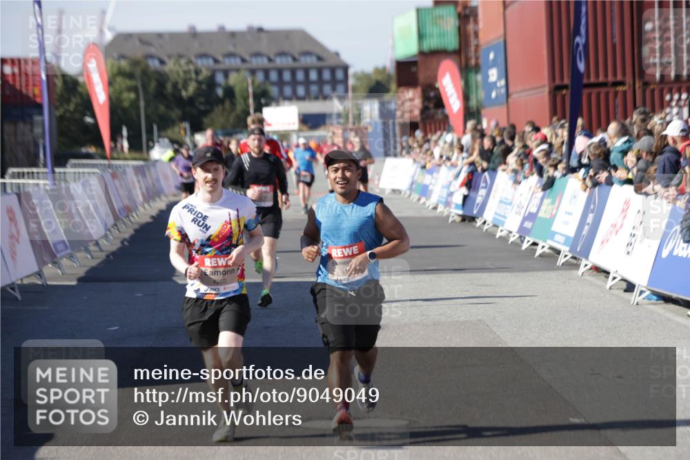 03.10.2025 - Köhlbrandbrückenlauf Jannik Wohlers http://msf.ph/oto/9049049 03.10.2025 13:07:37 Ziel 4113, 4165, 4254, 4263, 4288, 4375, 4636, 6744, 6800 meine-sportfotos.de