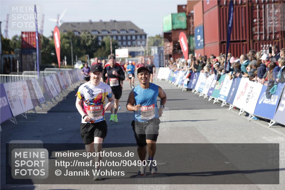 03.10.2025 - Köhlbrandbrückenlauf Jannik Wohlers http://msf.ph/oto/9049073 03.10.2025 13:07:37 Ziel 4113, 4165, 4254, 4263, 4288, 4375, 4636, 6744, 6800 meine-sportfotos.de