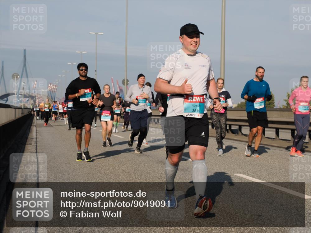 03.10.2025 - Köhlbrandbrückenlauf Fabian Wolf http://msf.ph/oto/9049091 03.10.2025 10:00:50 Position 3 3815, 1121 meine-sportfotos.de