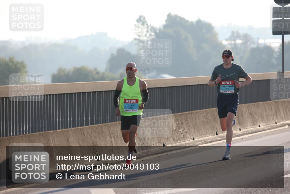 03.10.2025 - Köhlbrandbrückenlauf Lena Gebhardt http://msf.ph/oto/9049103 03.10.2025 09:12:03 Position 1 3807, 1008 meine-sportfotos.de
