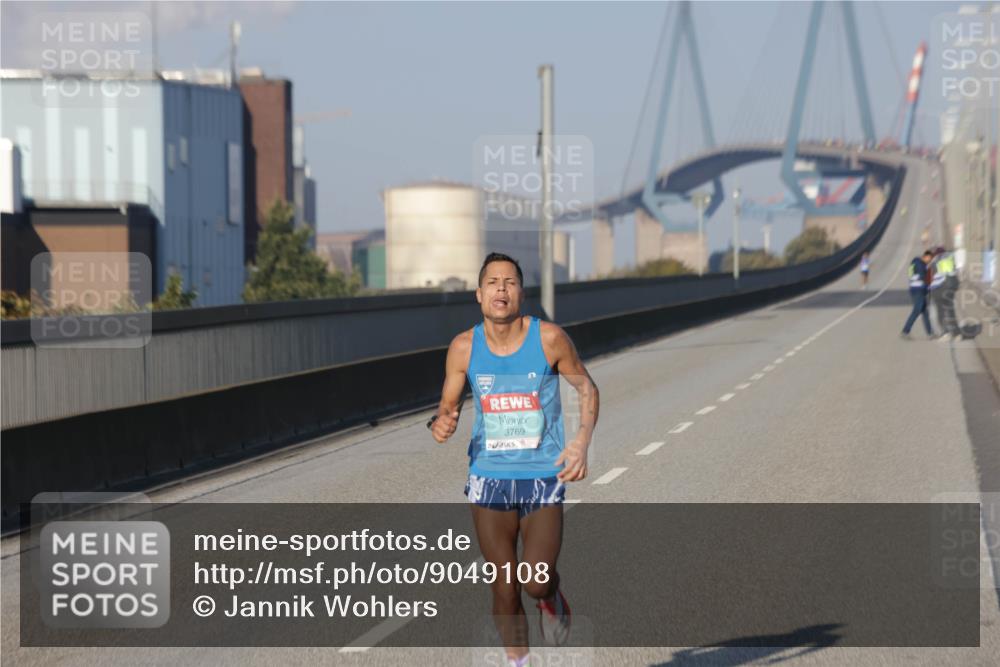 03.10.2025 - Köhlbrandbrückenlauf Jannik Wohlers http://msf.ph/oto/9049108 03.10.2025 09:32:52 Position 3 3769 meine-sportfotos.de