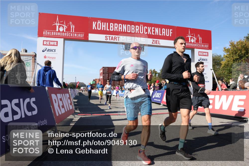 03.10.2025 - Köhlbrandbrückenlauf Lena Gebhardt http://msf.ph/oto/9049130 03.10.2025 13:04:47 Ziel 4022, 4061, 4236, 4246, 4247, 4303, 4449, 4724, 4831, 5849, 5948, 5968, 6268, 6470, 6716 meine-sportfotos.de