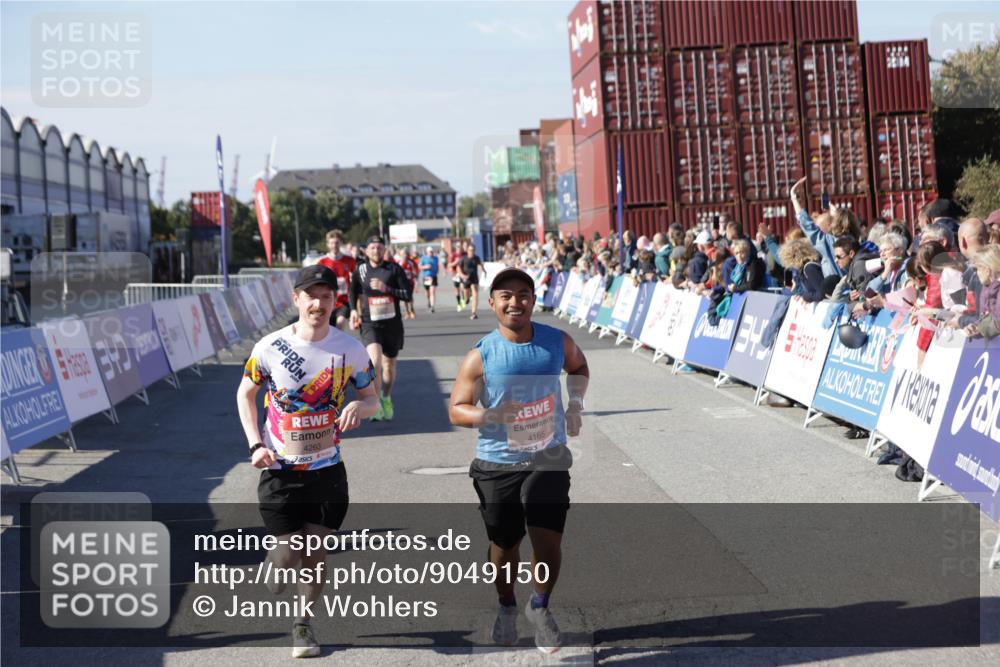 03.10.2025 - Köhlbrandbrückenlauf Jannik Wohlers http://msf.ph/oto/9049150 03.10.2025 13:07:38 Ziel 4113, 4165, 4254, 4263, 4375, 4636, 6744, 6800 meine-sportfotos.de