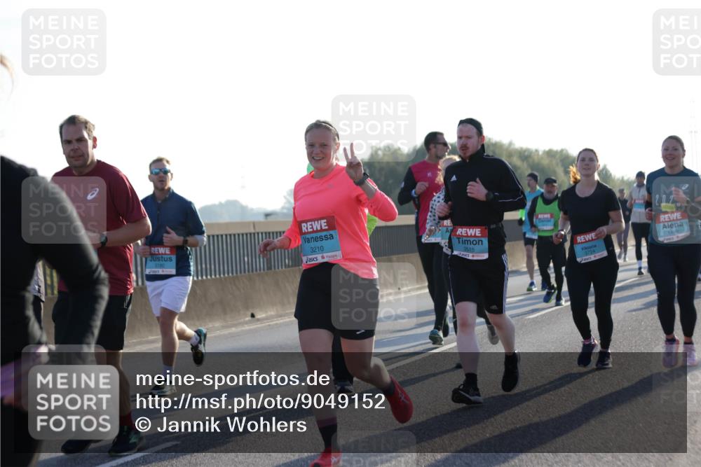 03.10.2025 - Köhlbrandbrückenlauf Jannik Wohlers http://msf.ph/oto/9049152 03.10.2025 09:18:18 Position 3 3180, 3210, 3515, 3724, 1460 meine-sportfotos.de