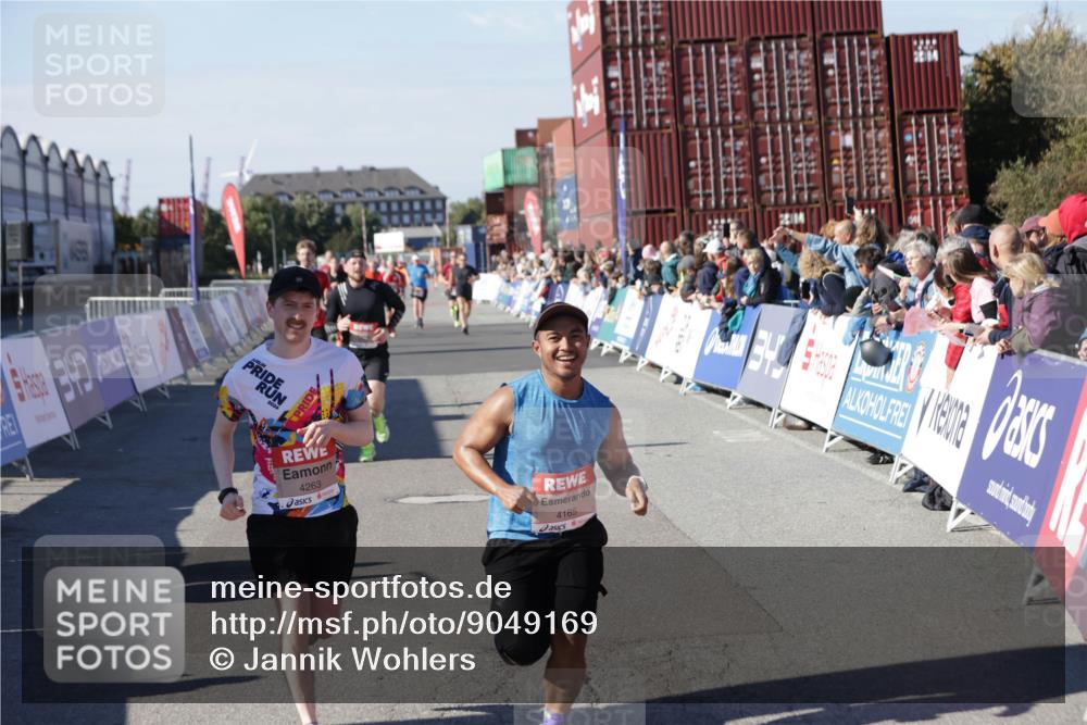 03.10.2025 - Köhlbrandbrückenlauf Jannik Wohlers http://msf.ph/oto/9049169 03.10.2025 13:07:39 Ziel 4113, 4165, 4254, 4263, 4375, 4636, 6744, 6800 meine-sportfotos.de