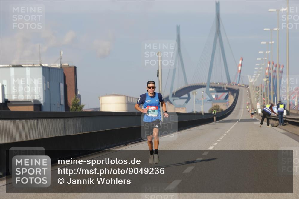 03.10.2025 - Köhlbrandbrückenlauf Jannik Wohlers http://msf.ph/oto/9049236 03.10.2025 09:33:41 Position 3 3247 meine-sportfotos.de