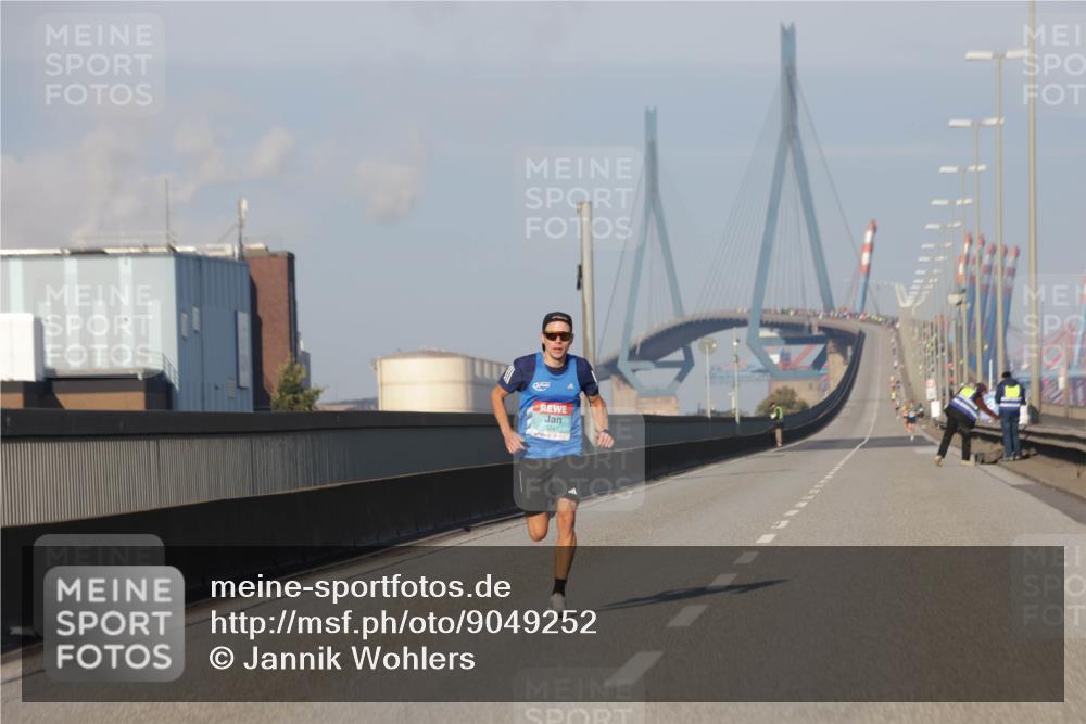 03.10.2025 - Köhlbrandbrückenlauf Jannik Wohlers http://msf.ph/oto/9049252 03.10.2025 09:33:41 Position 3 3247 meine-sportfotos.de