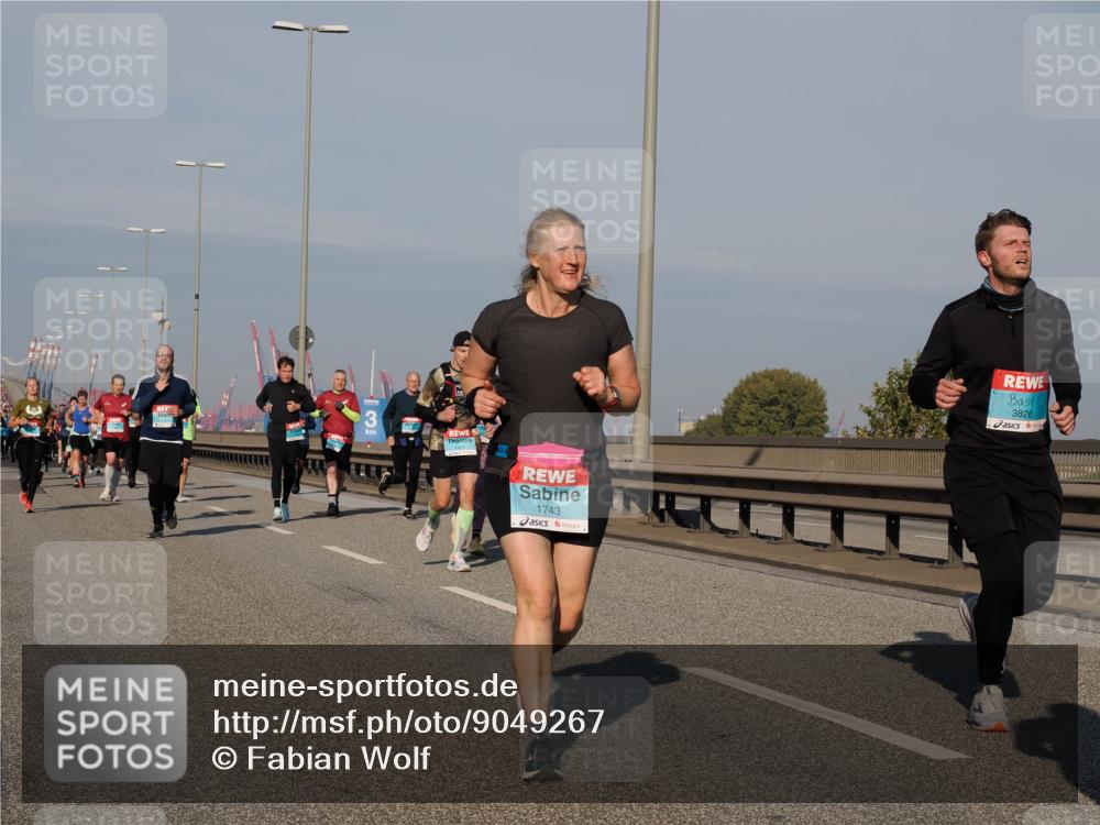 03.10.2025 - Köhlbrandbrückenlauf Fabian Wolf http://msf.ph/oto/9049267 03.10.2025 10:00:54 Position 3 1743, 3826 meine-sportfotos.de