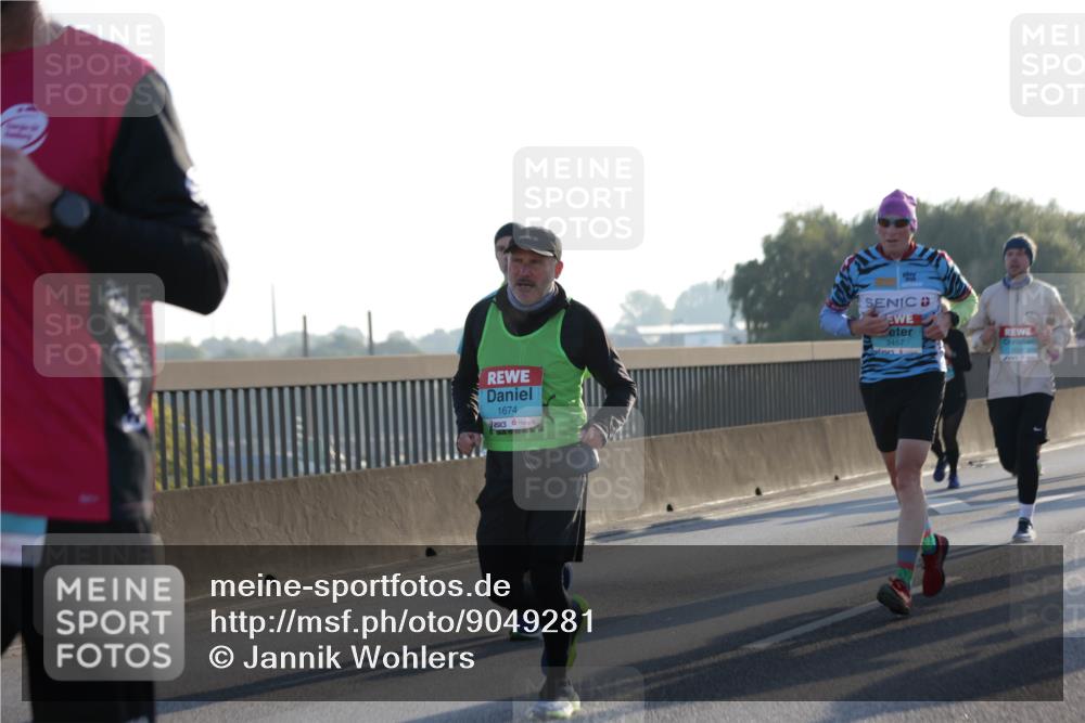 03.10.2025 - Köhlbrandbrückenlauf Jannik Wohlers http://msf.ph/oto/9049281 03.10.2025 09:18:22 Position 3 1674, 3457 meine-sportfotos.de