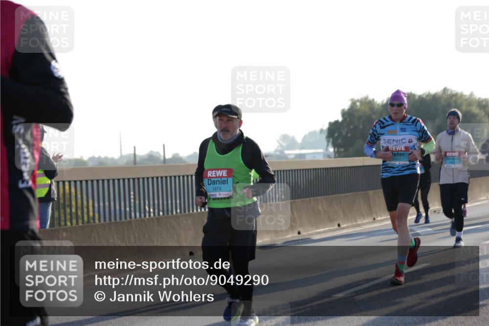 03.10.2025 - Köhlbrandbrückenlauf Jannik Wohlers http://msf.ph/oto/9049290 03.10.2025 09:18:22 Position 3 1674, 3457 meine-sportfotos.de