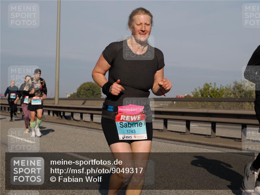 03.10.2025 - Köhlbrandbrückenlauf Fabian Wolf http://msf.ph/oto/9049317 03.10.2025 10:00:55 Position 3 1743 meine-sportfotos.de