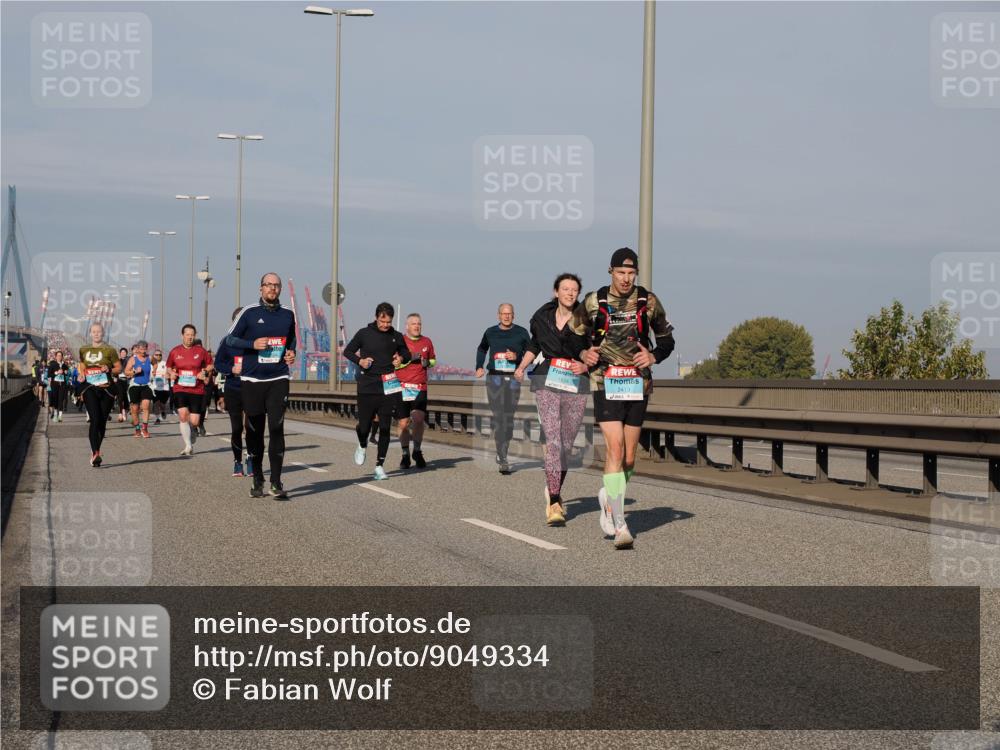 03.10.2025 - Köhlbrandbrückenlauf Fabian Wolf http://msf.ph/oto/9049334 03.10.2025 10:00:56 Position 3 1834, 2413 meine-sportfotos.de