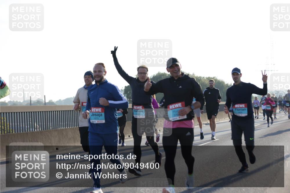 03.10.2025 - Köhlbrandbrückenlauf Jannik Wohlers http://msf.ph/oto/9049400 03.10.2025 09:18:24 Position 3 1675, 1408, 379, 1605 meine-sportfotos.de