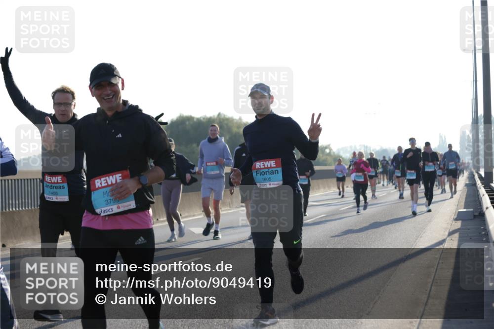 03.10.2025 - Köhlbrandbrückenlauf Jannik Wohlers http://msf.ph/oto/9049419 03.10.2025 09:18:25 Position 3 1408, 3799, 1605 meine-sportfotos.de