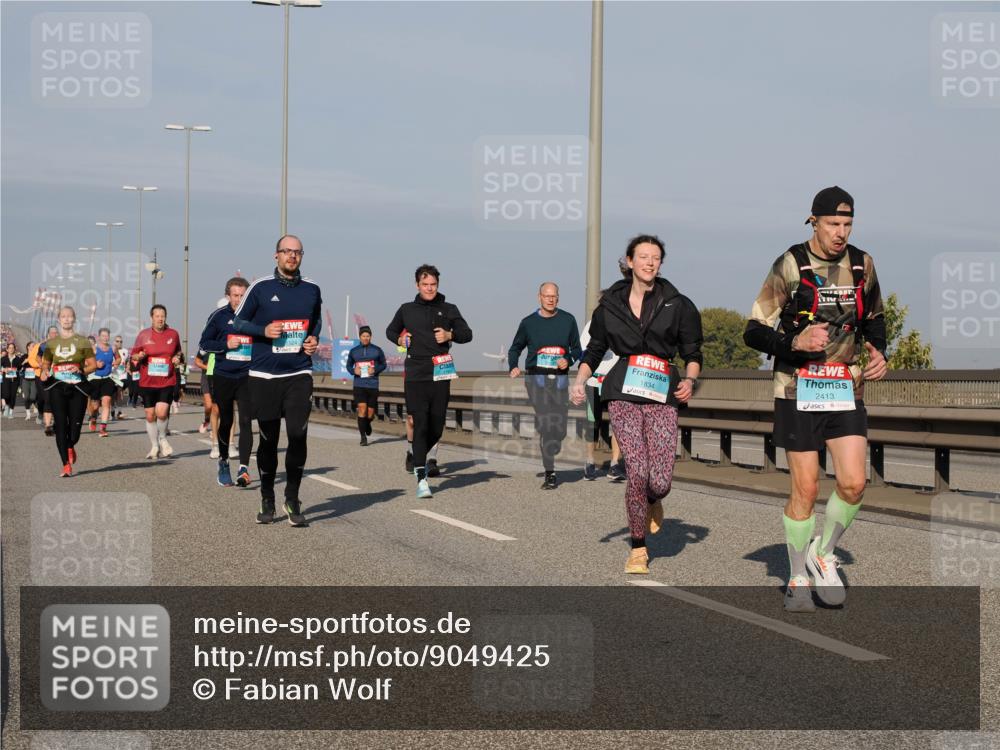 03.10.2025 - Köhlbrandbrückenlauf Fabian Wolf http://msf.ph/oto/9049425 03.10.2025 10:00:57 Position 3 1834, 2413 meine-sportfotos.de