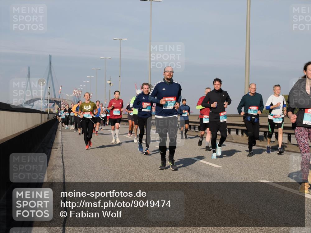 03.10.2025 - Köhlbrandbrückenlauf Fabian Wolf http://msf.ph/oto/9049474 03.10.2025 10:00:58 Position 3 1124 meine-sportfotos.de