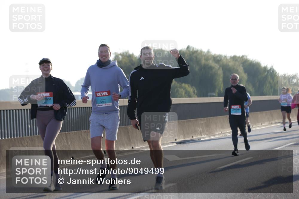 03.10.2025 - Köhlbrandbrückenlauf Jannik Wohlers http://msf.ph/oto/9049499 03.10.2025 09:18:26 Position 3 1487, 3781 meine-sportfotos.de