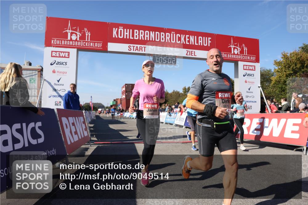 03.10.2025 - Köhlbrandbrückenlauf Lena Gebhardt http://msf.ph/oto/9049514 03.10.2025 13:05:02 Ziel 4098, 4175, 4217, 4240, 4256, 4751, 5670, 5785, 5951, 5952, 6561, 6719 meine-sportfotos.de